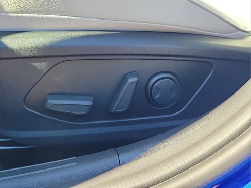 Certified 2025 Hyundai Elantra Limited FWD image 20