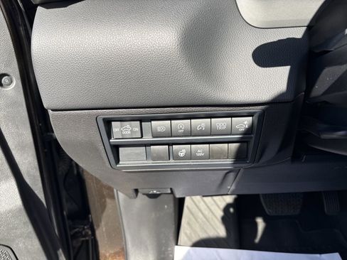 Used 2024 Toyota Tundra Limited image 15