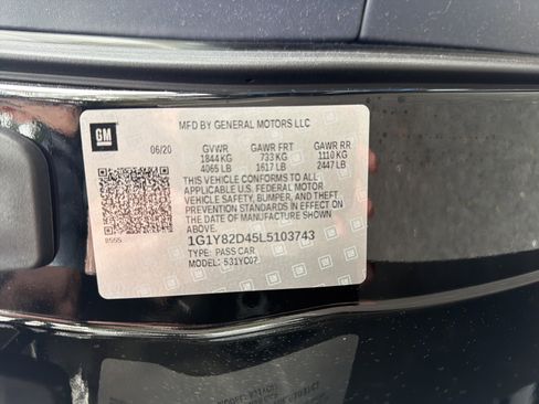 Used 2020 Chevrolet Corvette Stingray Premium Cpe w/ 3LT Preferred Equipment Group RWD image 34