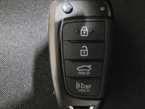 Used 2021 Hyundai Sonata SE w/ Winter Weather Package FWD image 32