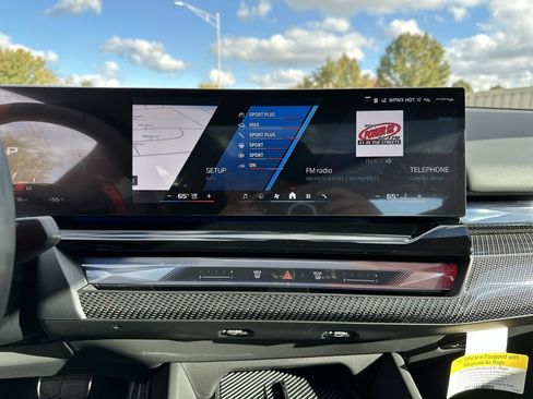 New 2026 BMW M5 w/ Executive Package image 39