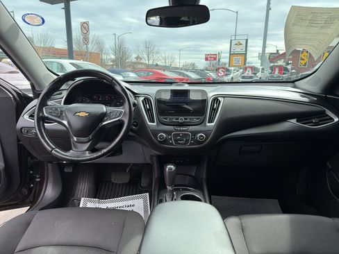 Used 2020 Chevrolet Malibu RS w/ LPO, Convenience Package 2 image 17