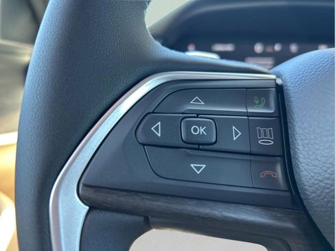 New 2026 Jeep Grand Cherokee Limited RWD image 14