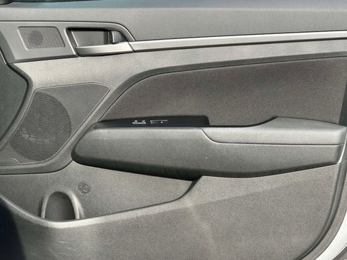 Used 2018 Hyundai Elantra SEL image 26