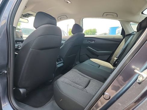 Used 2025 Honda Accord LX image 10