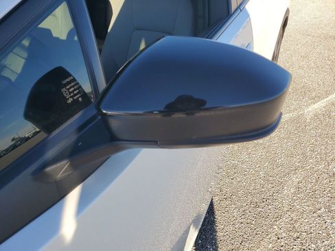 Certified 2025 Toyota Prius LE image 21