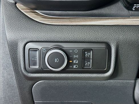 Used 2023 Ford Explorer Limited w/ Equipment Group 301A AWD/4WD image 10
