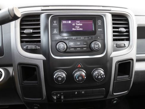 Used 2016 RAM 3500 Tradesman w/ Chrome Appearance Group image 20