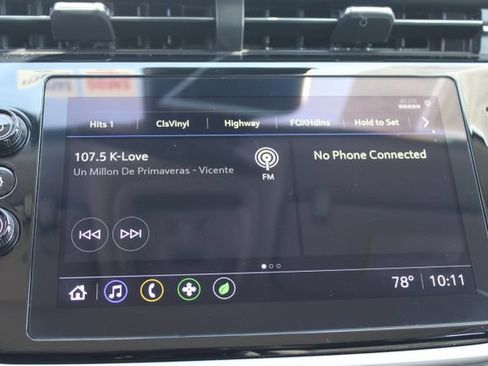 Used 2023 Chevrolet Bolt EUV LT FWD image 25