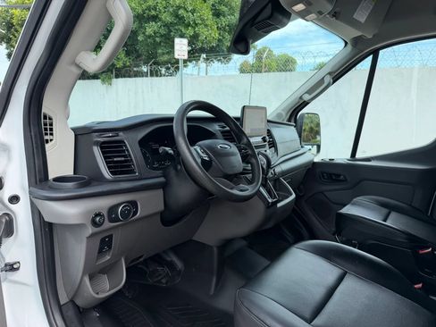 Used 2021 Ford Transit 250 Medium Roof RWD image 10