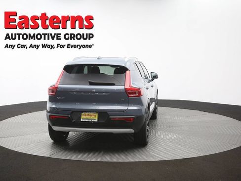 Used 2021 Volvo XC40 T4 Inscription FWD image 40
