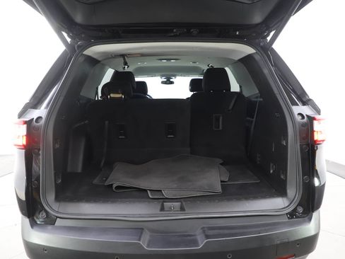 Used 2020 Chevrolet Traverse LT AWD/4WD image 16