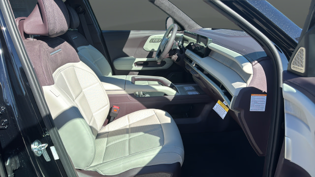 New 2027 Kia Telluride SX Prestige AWD/4WD image 25