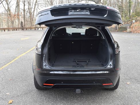 Used 2024 Land Rover Range Rover Velar S image 16