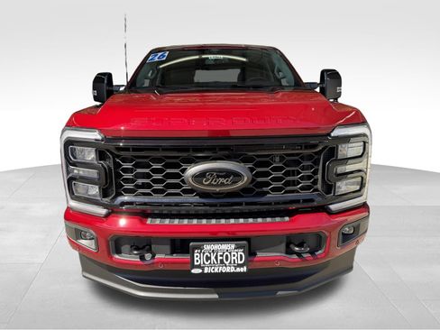 Used 2026 Ford F250 Lariat w/ Black Appearance Package AWD/4WD image 2