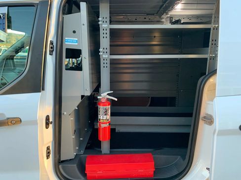 Used 2020 Ford Transit Connect XL image 29