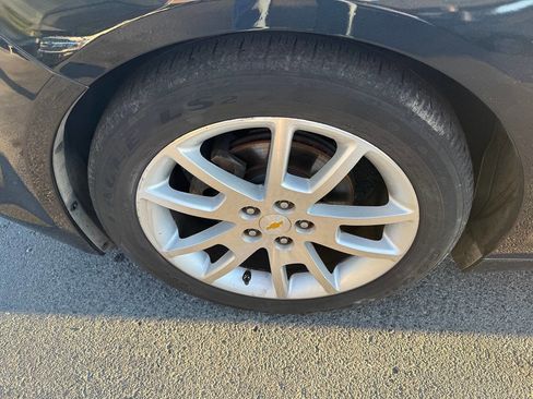 Used 2010 Chevrolet Malibu LTZ w/ HFV6 Engine Package image 10