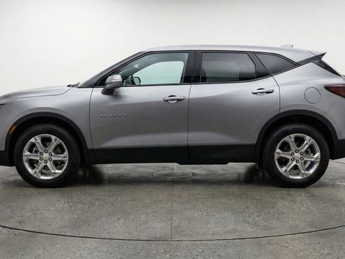 Used 2025 Chevrolet Blazer LT image 5