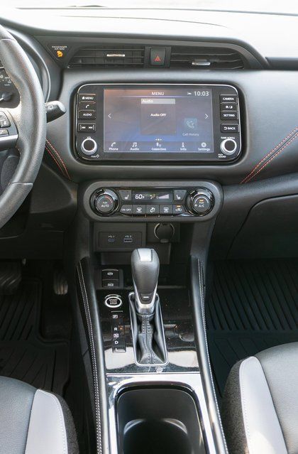 Certified 2023 Nissan Kicks SR w/ SR Premium Package FWD image 18