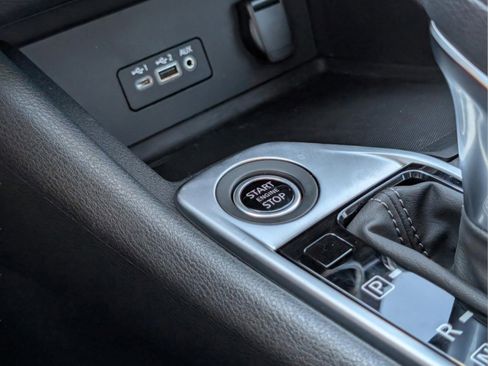 Used 2023 Nissan Sentra SV image 19