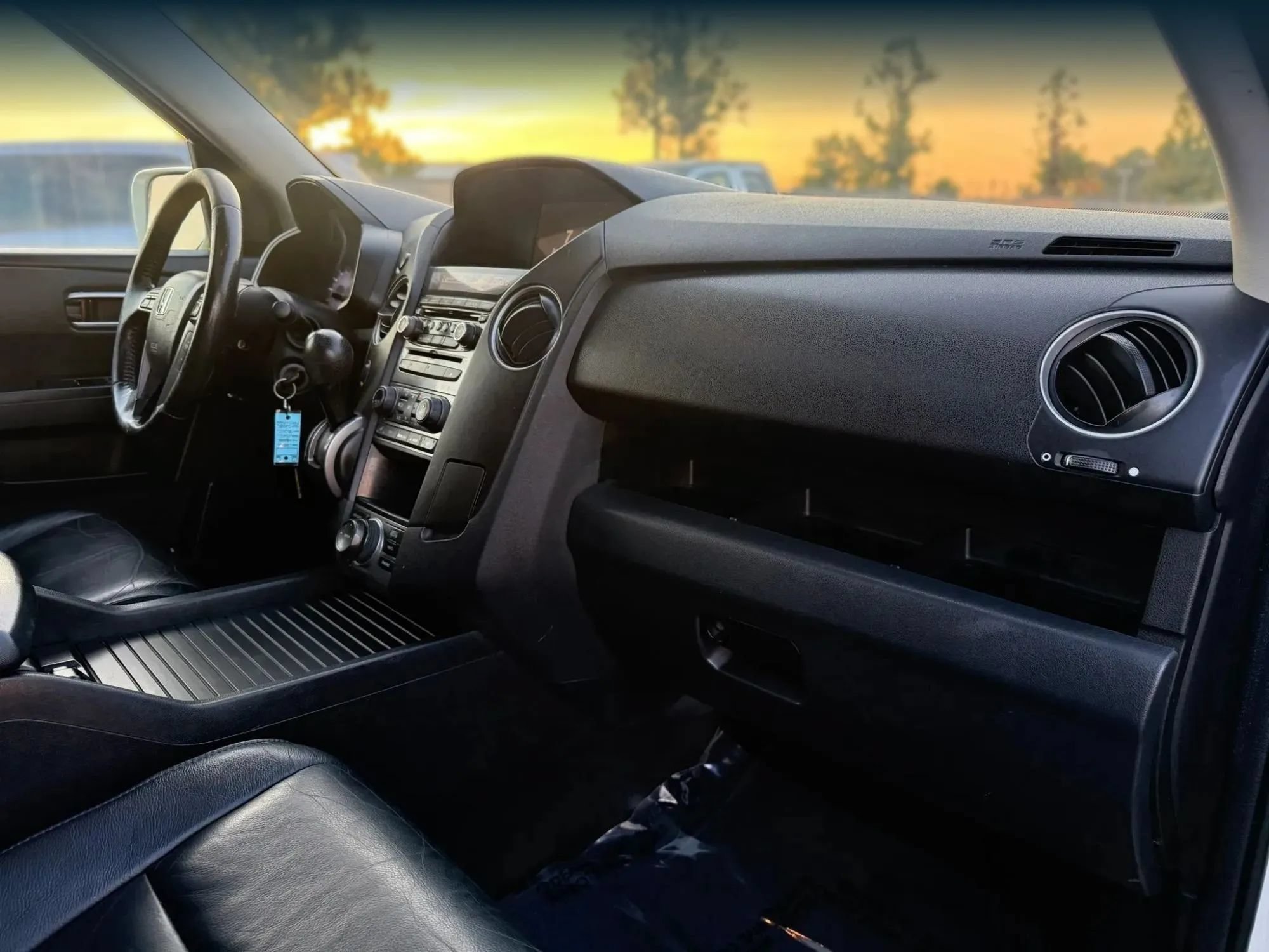 Used 2015 Honda Pilot Touring image 19