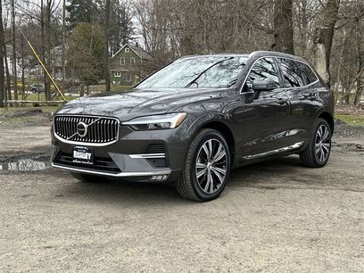Certified 2022 Volvo XC60 B5 Inscription w/ Climate Package