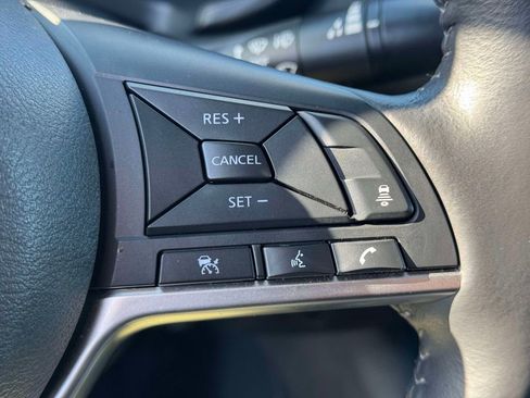 Used 2025 Nissan Sentra SV w/ All-Weather Package FWD image 21