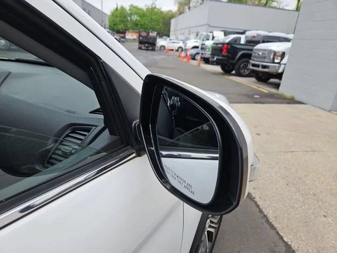 Used 2016 Mitsubishi Outlander Sport SEL AWD/4WD image 5