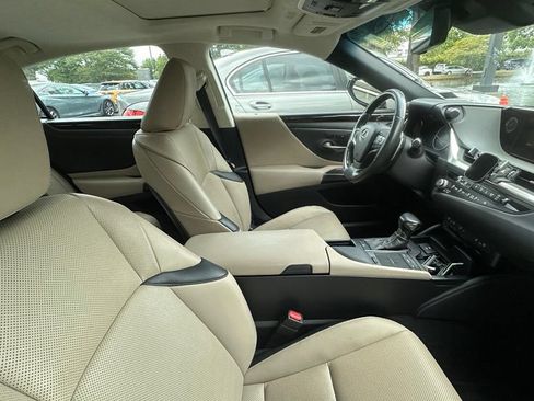 Used 2021 Lexus ES 350 w/ Premium Package FWD image 6