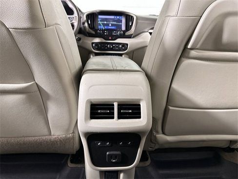 Used 2020 GMC Terrain Denali w/ Denali Premium Package image 22