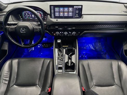 Used 2025 Honda Accord Sport image 15