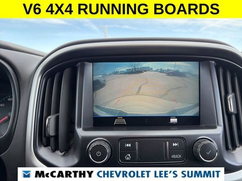 Used 2021 Chevrolet Colorado LT w/ LT Convenience Package image 11