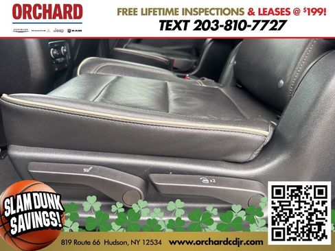 Used 2023 Chevrolet Suburban Premier image 20