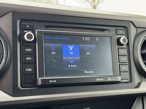 Used 2017 Toyota Tacoma SR5 w/ Tow Package image 9