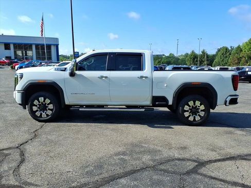 Used 2025 GMC Sierra 2500 Denali w/ Technology Package AWD/4WD image 6
