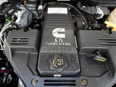 Used 2024 RAM 3500 Tradesman image 14