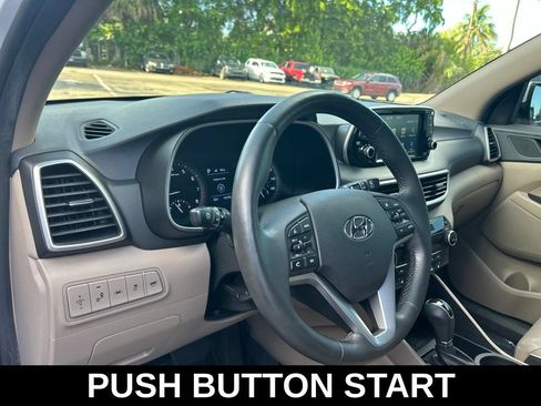 Used 2021 Hyundai Tucson Limited FWD image 11