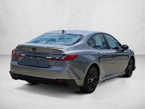 Used 2026 Toyota Camry SE w/ Convenience Package FWD image 5