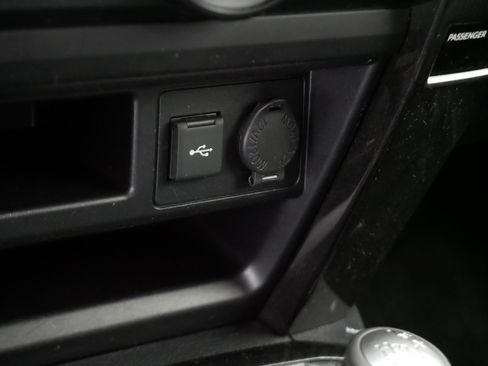 Used 2024 Toyota 4Runner TRD Off-Road image 29