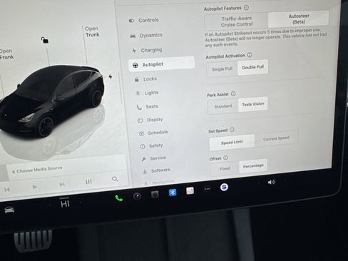 Used 2022 Tesla Model Y Performance image 20