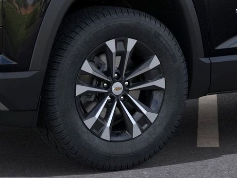 New 2026 Chevrolet Equinox LT w/ Convenience Package II image 9