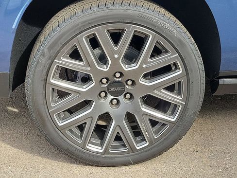 New 2026 GMC Yukon XL Denali Ultimate image 5