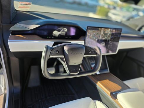 Used 2023 Tesla Model X AWD/4WD image 20
