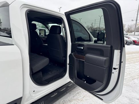 Used 2020 GMC Sierra 2500 SLE image 34