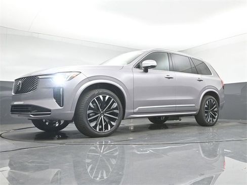 New 2026 Volvo XC90 B6 Core image 40