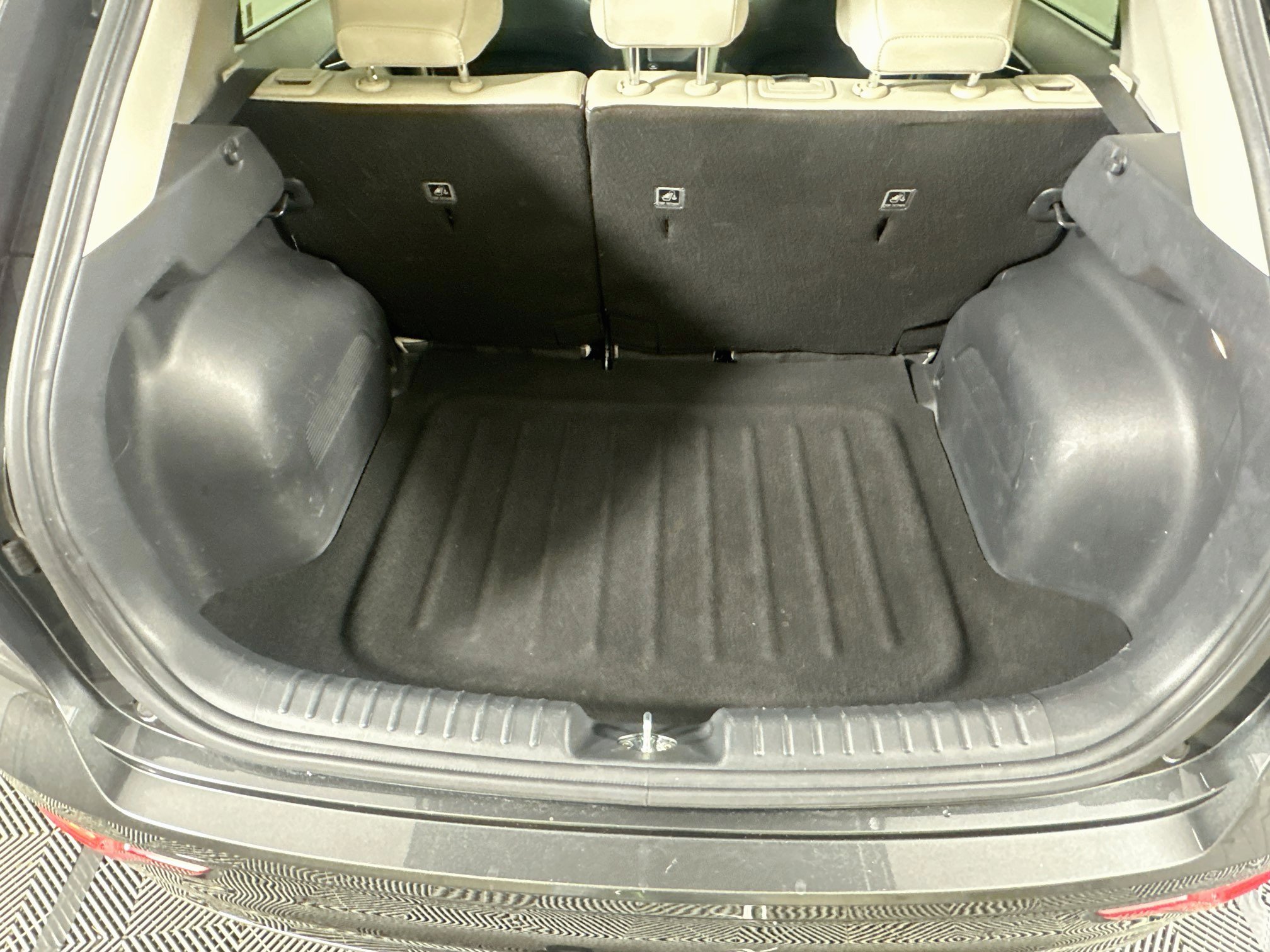 Used 2023 Kia Niro Wind FWD image 28