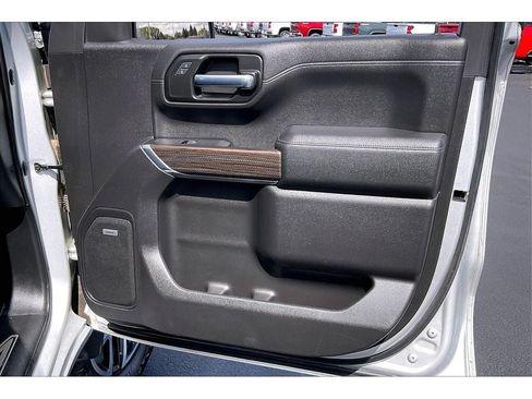 Used 2019 Chevrolet Silverado 1500 LT Trail Boss AWD/4WD image 25