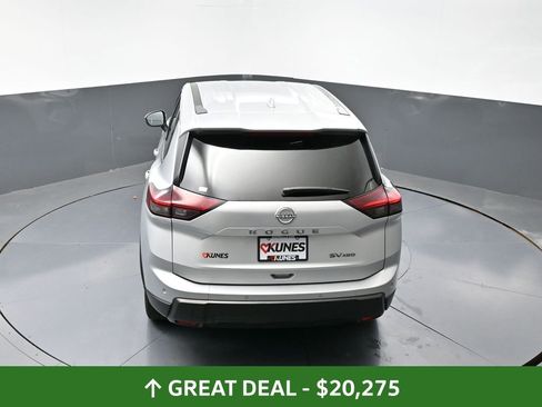 Used 2024 Nissan Rogue SV image 49