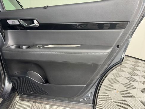 Used 2022 Hyundai Palisade Limited w/ Cargo Package FWD image 29