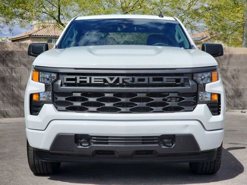 Used 2025 Chevrolet Silverado 1500 Custom RWD image 4